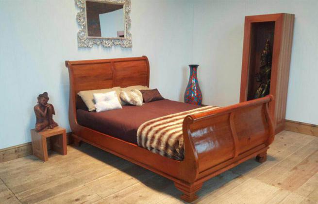 Solid Wood Beds